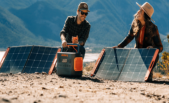 Green living with Confidence: Best Solar Powered Generator by Jackery