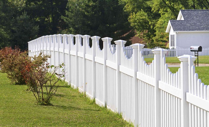 How To Choose the Right Fencing Contractor