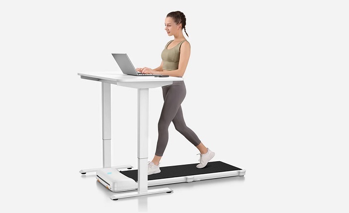 Under-Desk Treadmills and Creativity: How Movement Enhances Innovative Thinking