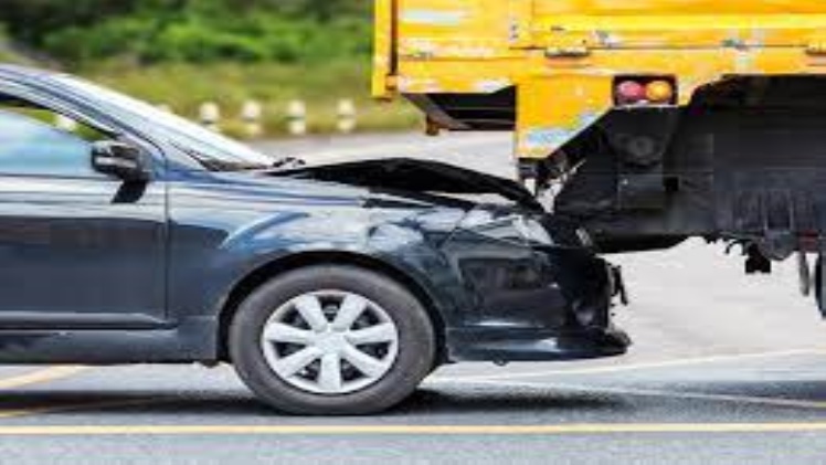 How Do Truck Accident Lawsuits Differ from Car Accident Lawsuits?