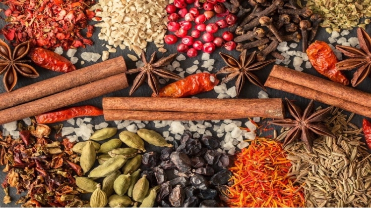 Mouthwatering Mirch Masala: Unveiling the Secrets of Indian Spice Blends