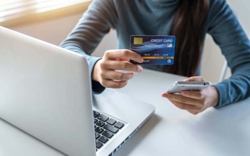 Choosing the Right Payment Solution: Gateway vs. White-Label for PSPs